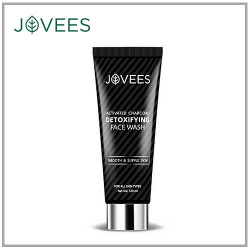 Jovees Activated Charcoal Detoxifying Face Wash - 120ml